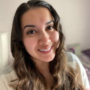 Meet your Posher, Dezirae